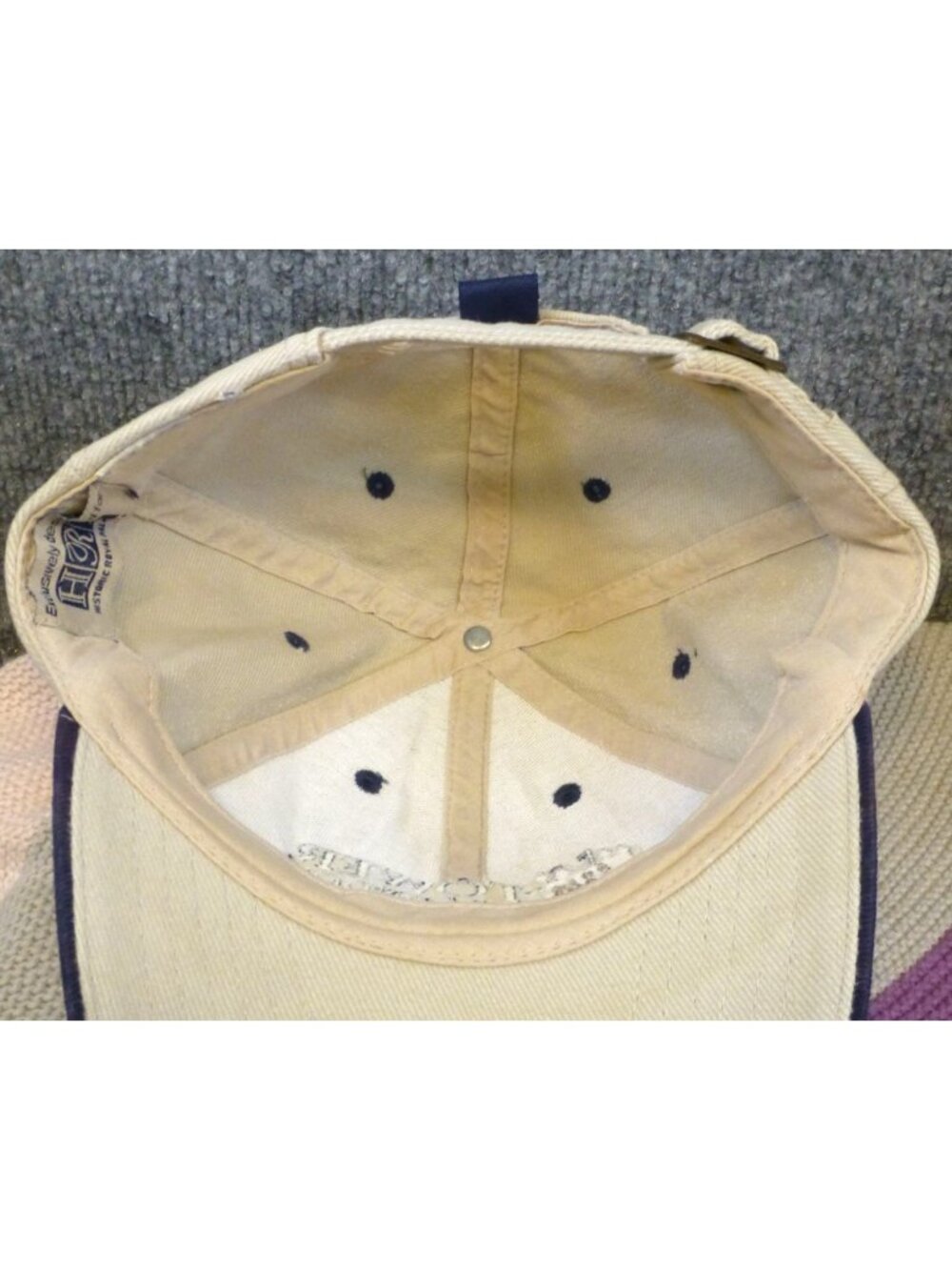 Tower Of London Beige Baseball Cap Adjustable Historic Royal Palaces Logo Embroi - Picture 5 of 6